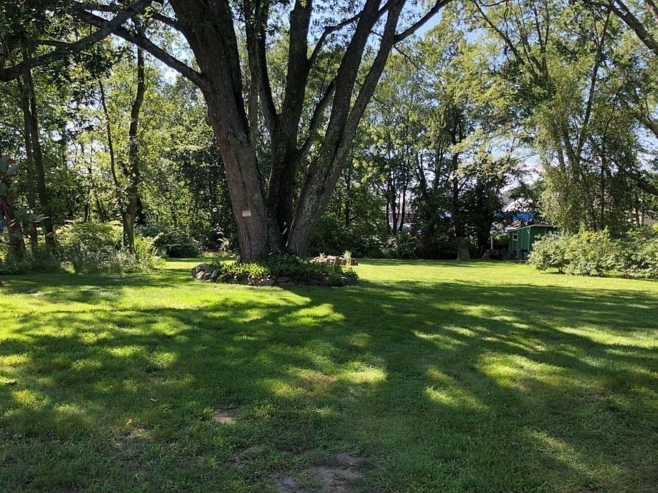 8 Granite Ave, Salem, NH 03079 Zillow