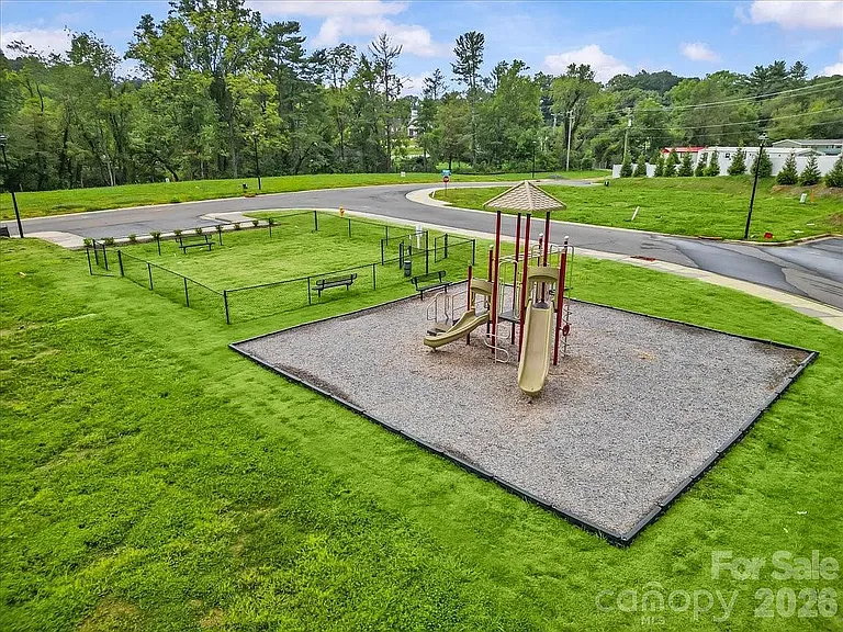 51 Moon Haven Way #51 — Photo 26