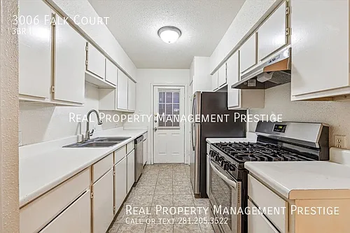 3006 Falk Ct Photo 1