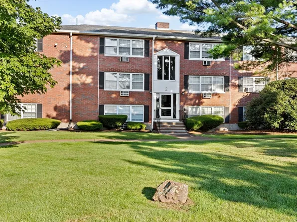 2 Tara Dr Unit 11, Weymouth, MA 02188