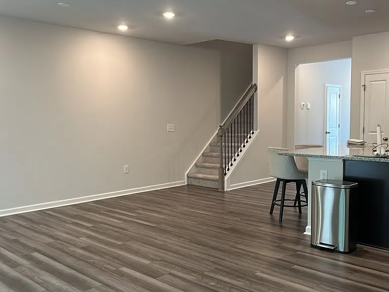 328 Hazy Hills Ln — Photo 14