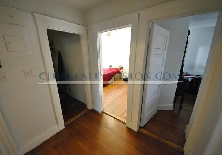 52 Montfern Ave #3 — Photo 39