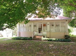 4217 Pier Rd, Benton Harbor, MI 49022