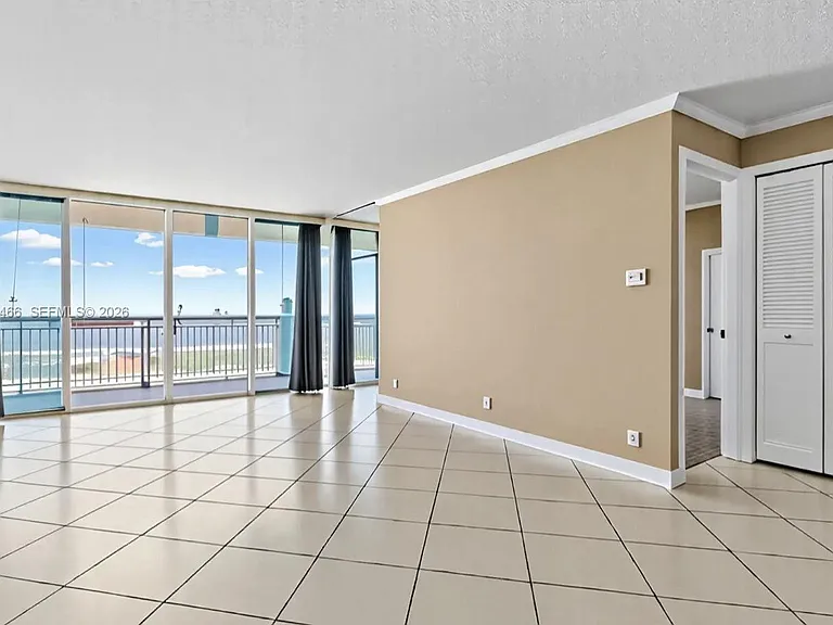 18081 Biscayne Blvd #1903 — Photo 71