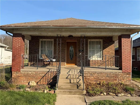 5207 Pryor Ave, Saint Joseph, MO 64504