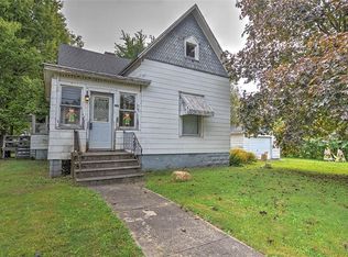 332 S Madison St, Cerro Gordo, IL 61818