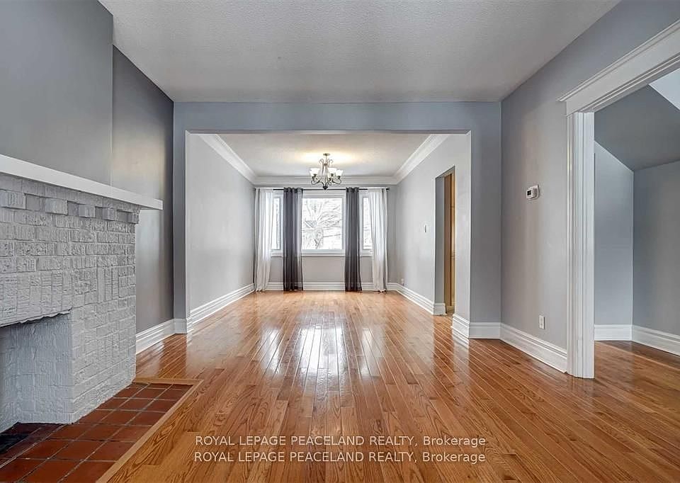 1st image of 50 Manor Rd E