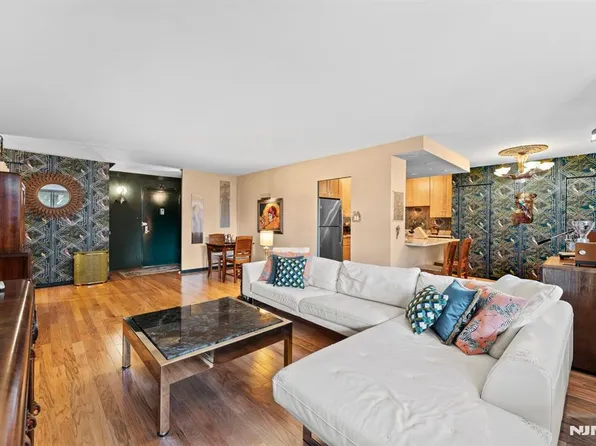6040 Boulevard East #Ma, West New York, NJ 07093