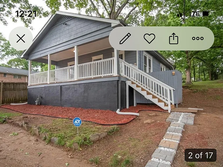 1889 Vesta Ave — Photo 3