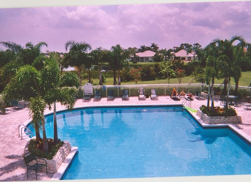 1st image of 120 SW Peacock Blvd APT 11-207