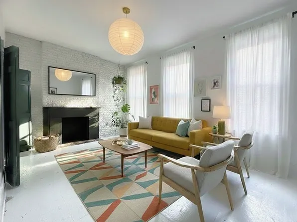 82 Christopher Street image 1 of 19