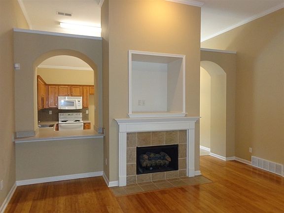 2nd image of 8436 Aspen Meadow Dr