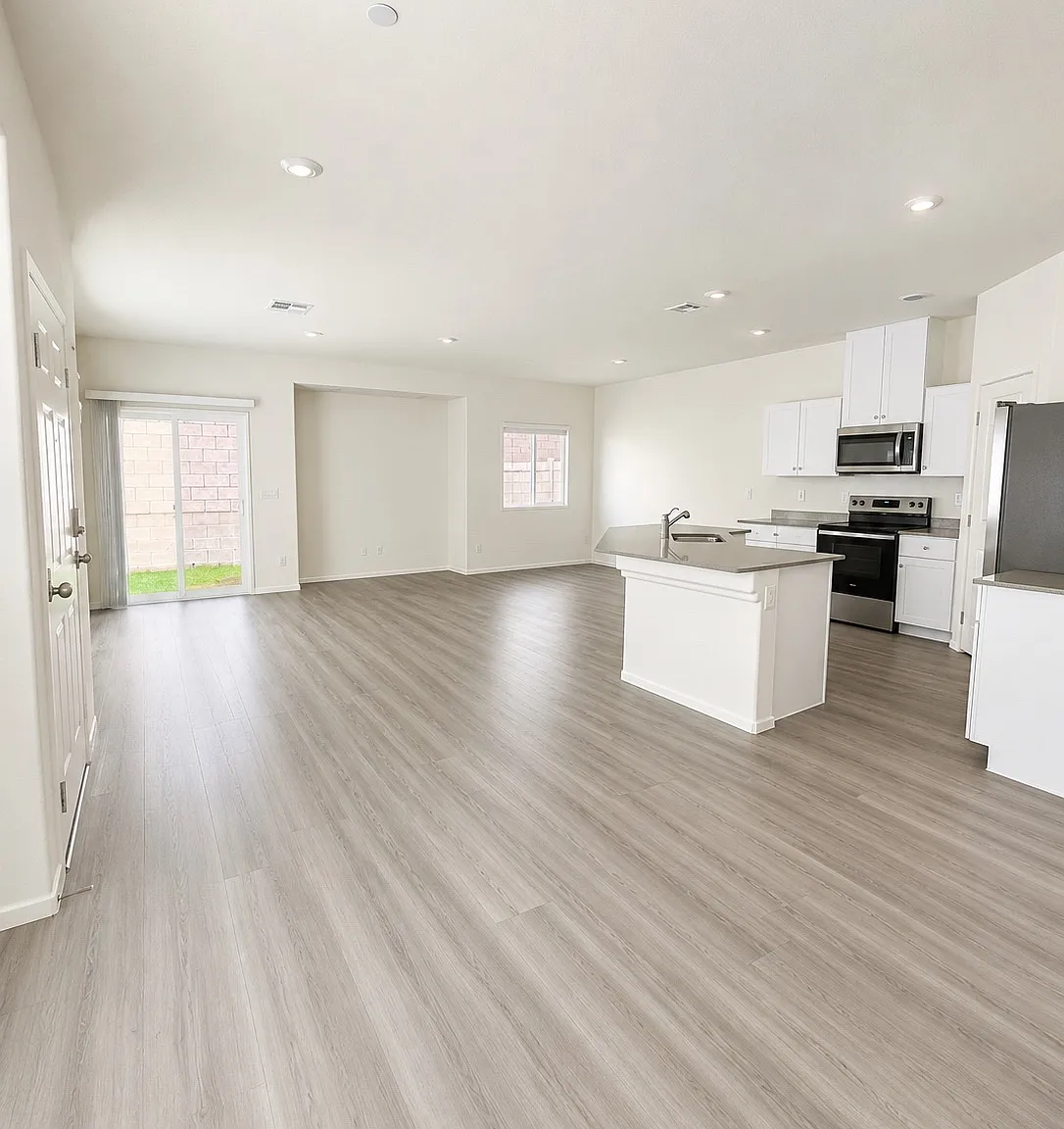 7875 Pandora Sky St — Photo 3