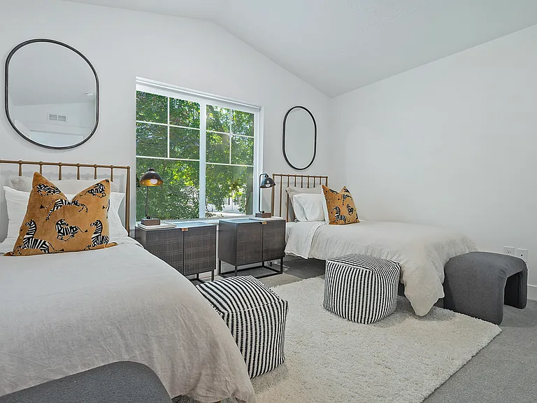 3963 S Mill Farm Ln — Photo 20