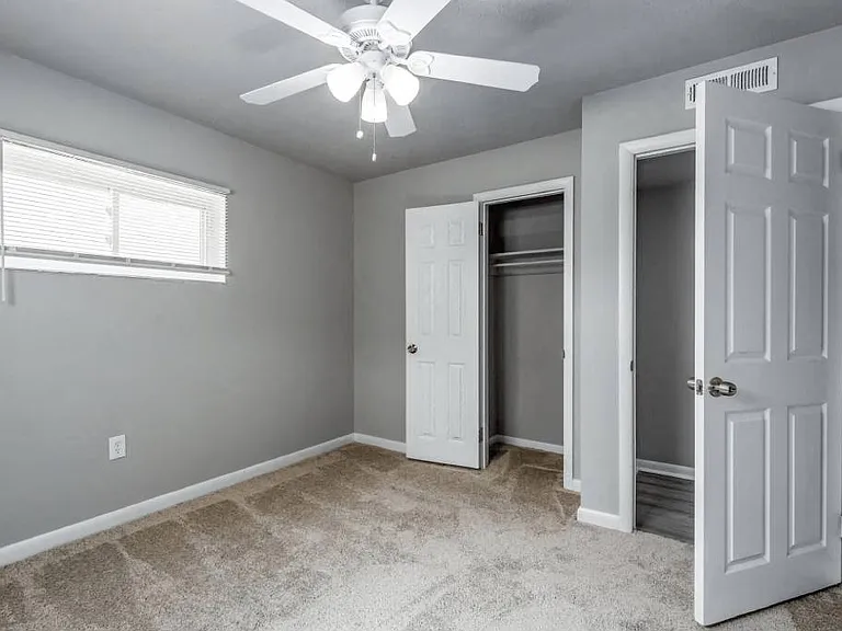 Blue Ridge Apartments — Photo 4