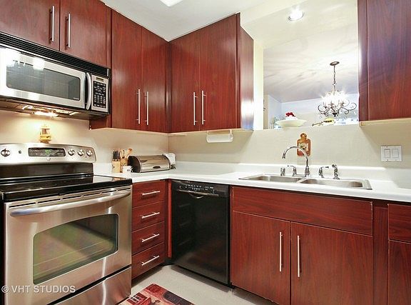 4th image of 680 N Lake Shore Dr APT 1211