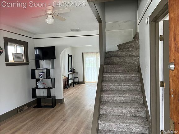 3rd image of 7352 Dale Ave