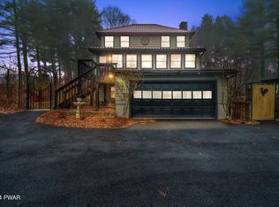 565 Silver Lake Rd, Dingmans Ferry, PA 18328