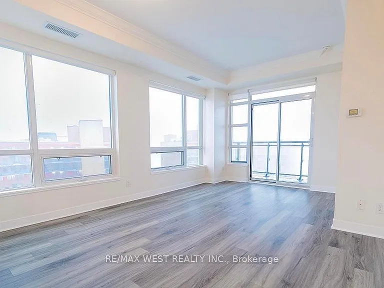 840 Queens Plate Dr #1402 — Photo 5