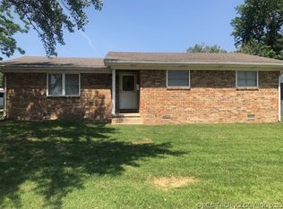 1525 S 9th St, McAlester, OK 74501