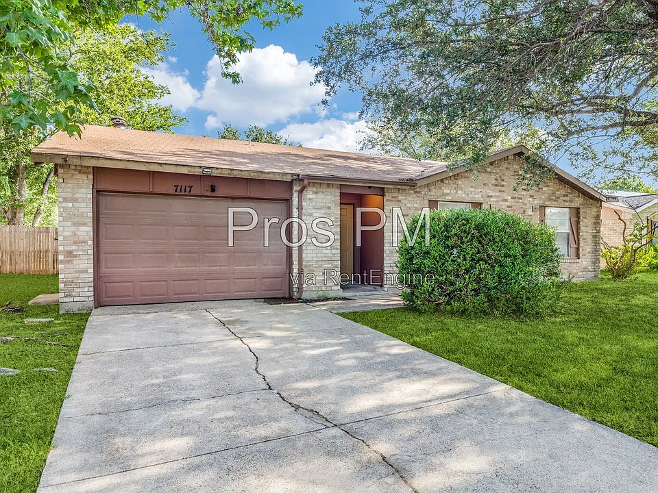 7117 Edinburg Dr