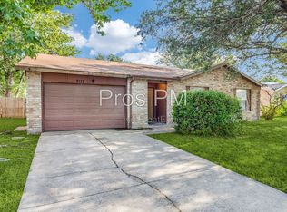 7117 Edinburg Dr, North Richland Hills, TX 76182