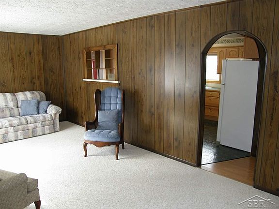 5th image of 318 W Hosmer St