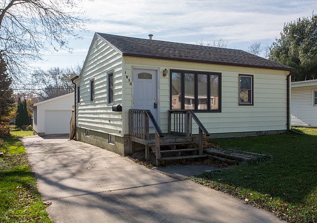 1830 Locke Ave., Waterloo