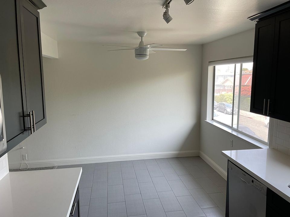 1st image of 1117 Capuchino Ave APT 4
