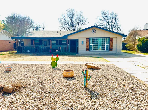 111 Ridge Rd, Post, TX 79356