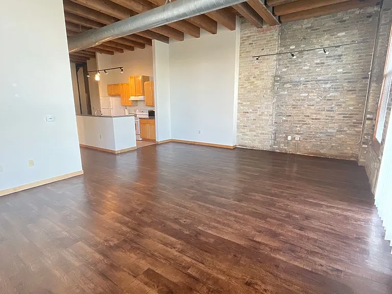 249 N Water St — Photo 8