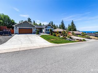 1313 Morning Ct, Port Angeles, WA 98362