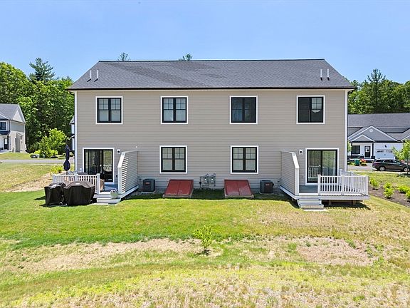 2nd image of 27 Compass Point Dr #27