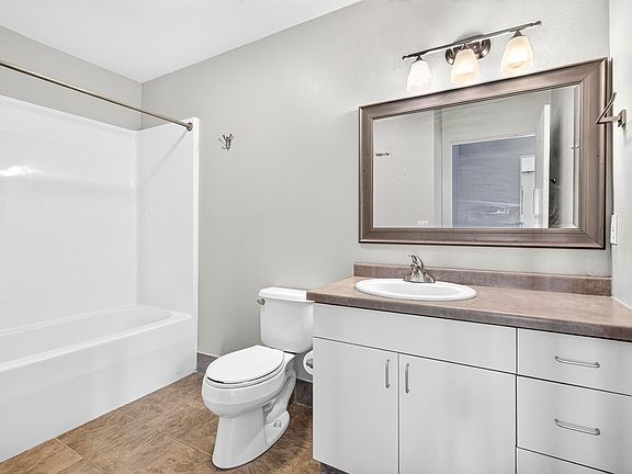 4th image of 118 S Washington St #326A