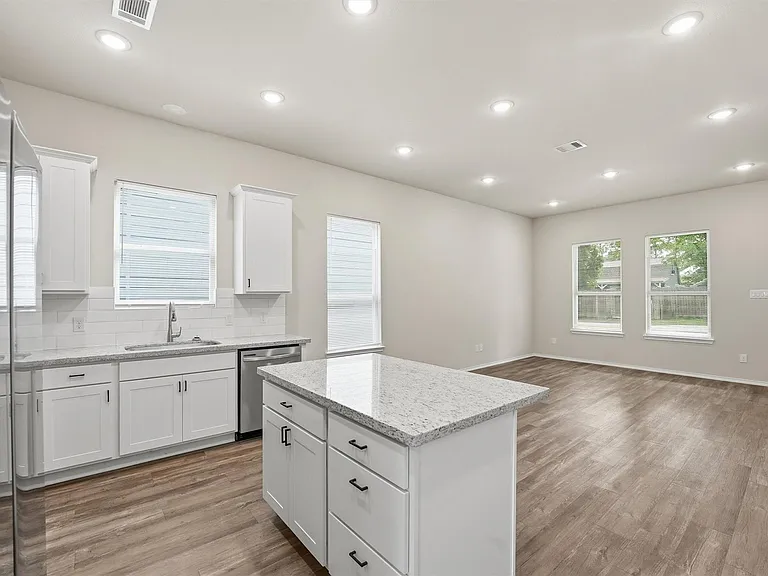 10176 Barberry St — Photo 11