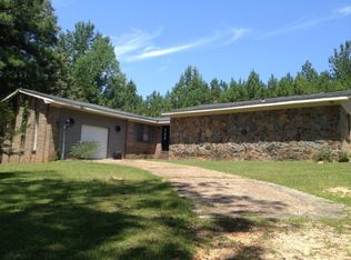 Churchill Rd, Camp Hill, AL 36850