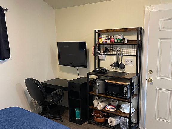 2nd image of 9410 Dallum Dr #B