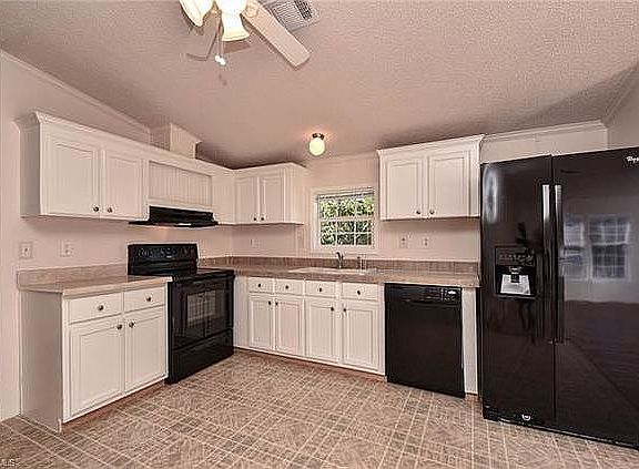 4th image of 8474 Barbie Ln