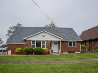 309 Missouri Ave, Carterville, IL 62918