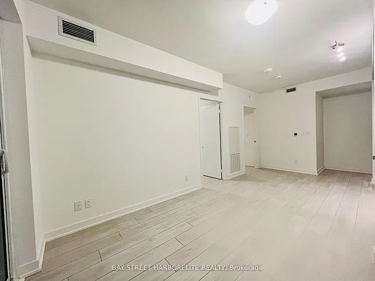 2033 Kennedy Rd #2810 — Photo 6