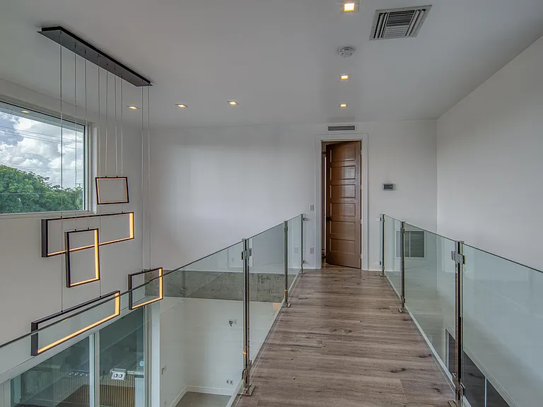 714 6th Ave N #1 — Photo 30
