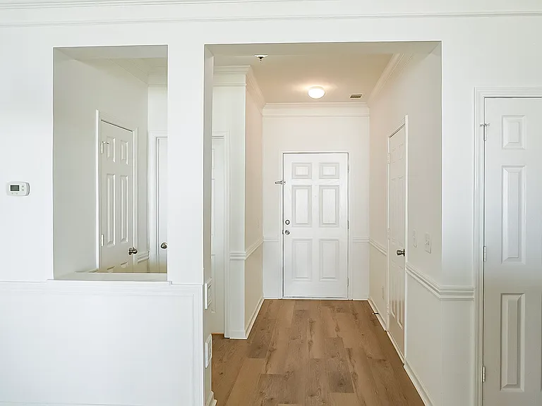 3433 Dianthus Ln — Photo 3