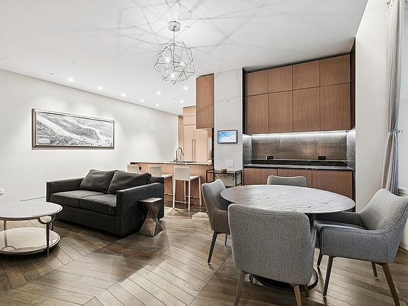 4th image of 49 Chambers St APT 6G