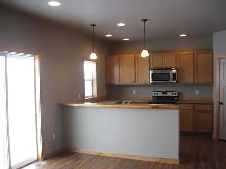 1013 Idaho St — Photo 2