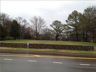 1st image of 416 Wilson Park
