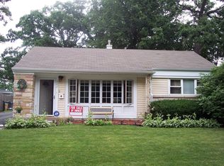 302 Oswego St, Park Forest, IL