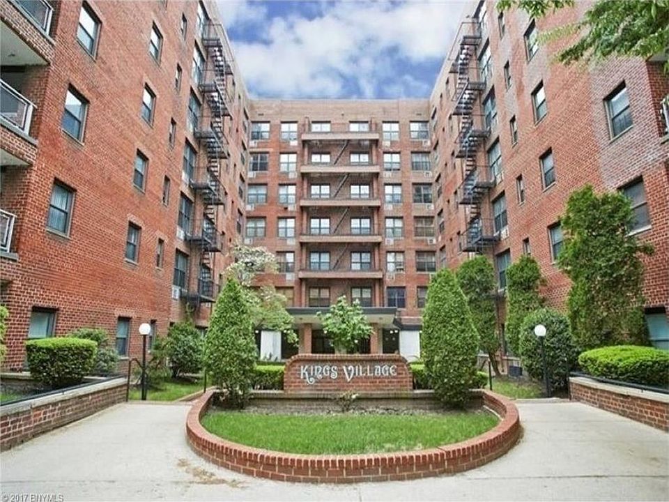1st image of 1200 E 53rd St #36G