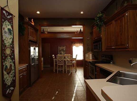 2nd image of 1138 S Silver Dr