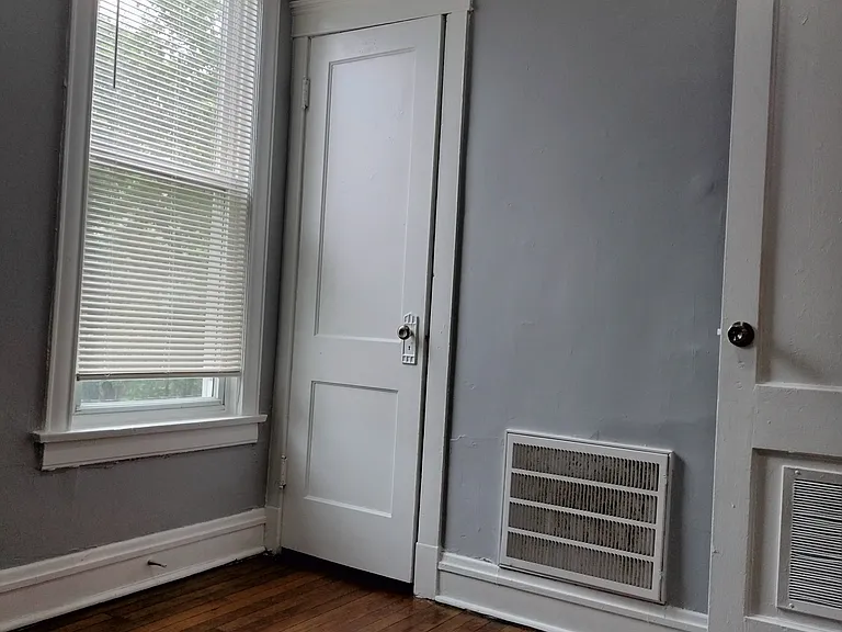 6719 S Sangamon St #2 — Photo 3