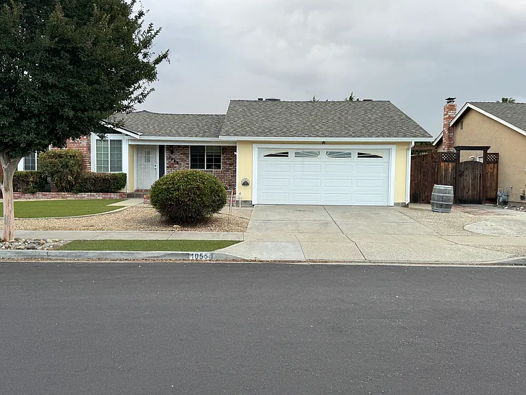 1055 Byers St — Photo 1